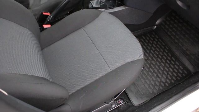 RENAULT LOGAN  2017 год