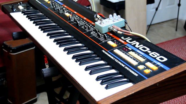 Juno-60 with Polara смотреть онлайн