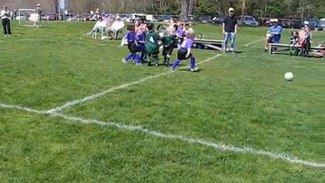 Lisa Coaching Soccer 05-06-2006 смотреть онлайн