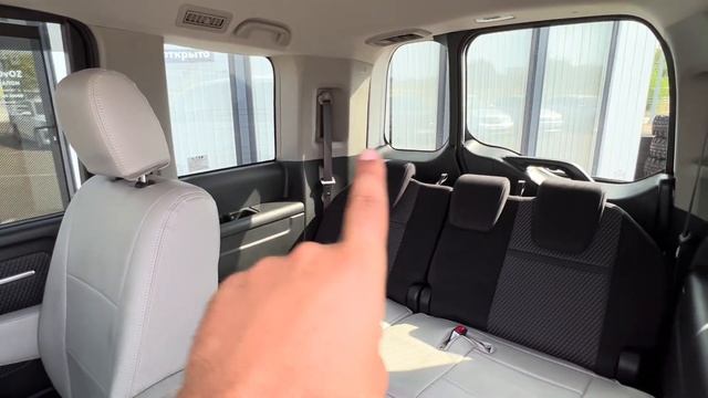 HONDA STEPWGN, 2016г в Автосалоне AVTOvOZ смотреть онлайн