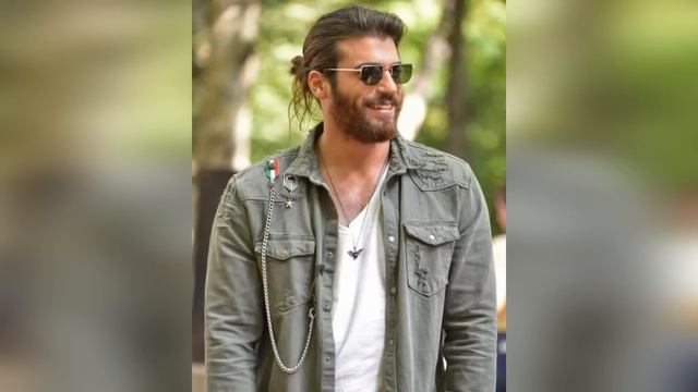 Can Yaman dio instrucciones al agente inmobiliario. Aquí está el proyecto de Can en Turquía... смотреть онлайн