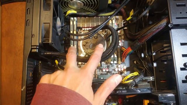 Unboxing and Overclock of 6 core Intel Xeon e5 1650 v2 with Chineese x79 Motherboard смотреть онлайн