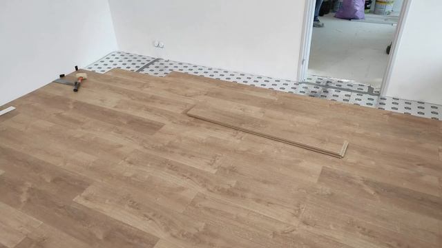 comment poser un PARQUET flottant stratifié ep47 смотреть онлайн