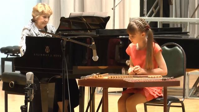 Вацкель Александра, 3 класс. Енё Хубаи "Болеро" Jenö Hubay Bolero (03.05.18) смотреть онлайн
