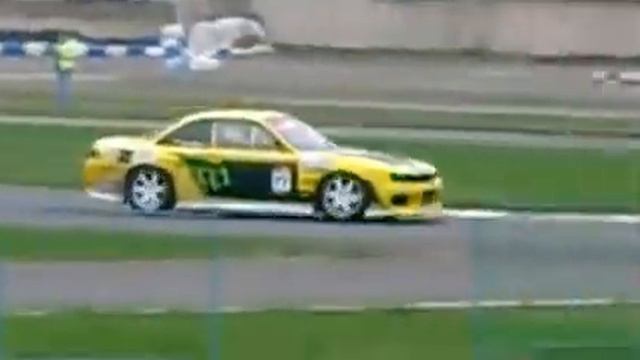 Дрифт на гоночных машинах. Константин Буланов смотреть онлайн