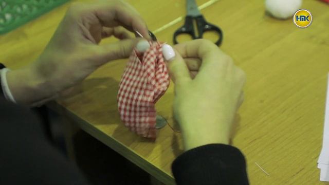 Пункт приема вторсырья на школьном экодворе. смотреть онлайн