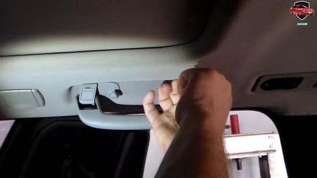 BMW X3 F25 center module interior light and upper handle removed смотреть онлайн