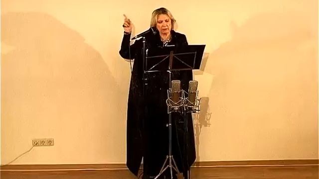 Алла Демидова - Иосиф Бродский "В Рождество все немного волхвы" смотреть онлайн