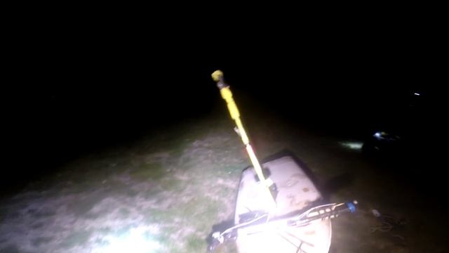 Подводная охота на Днепре на необычных плавсредствах. смотреть онлайн