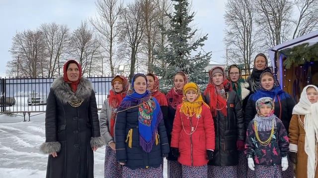 Воскресный хор Свято-Троицкого храма п. Комсомольский - Рождественская колядка смотреть онлайн