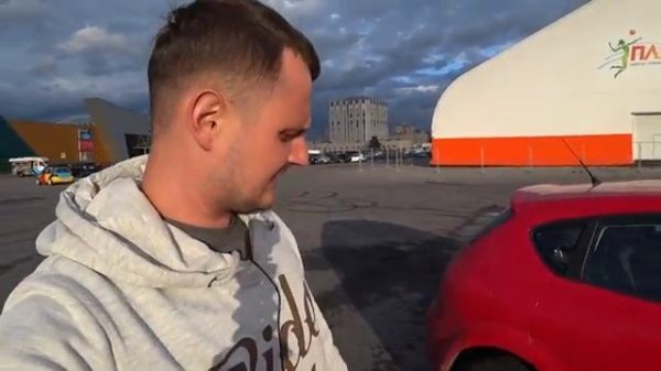 Seat Leon за 300.000р цена содержания.