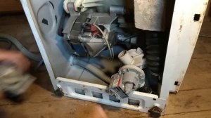 Замена сливного насоса на стиральной машине Самсунг. Помпа