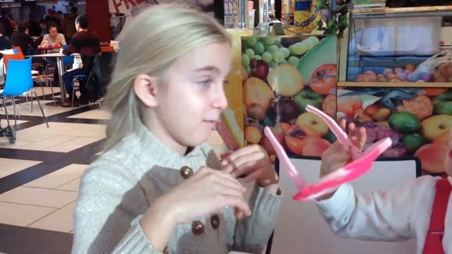Маска Пони Пинки Пай. Хэппи мил в Макдональдс. Pony Pinkie Pie mask. Happy Meal at McDonald's смотреть онлайн