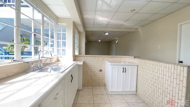 1818 Savannah Villas | Aranguez смотреть онлайн