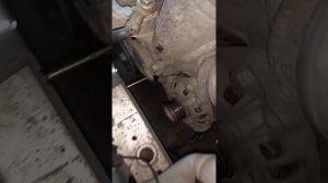 Посторонний звук в моторном отвеке двигателя POLO sedan. Как определить неисправность.?