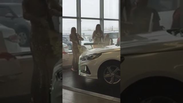 Автосалон 2000 смотреть онлайн