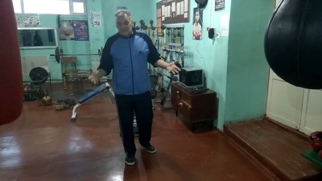 Мой способ в 63 года иметь здоровые колени. И успешно тренироваться в секции карате кудо. смотреть онлайн