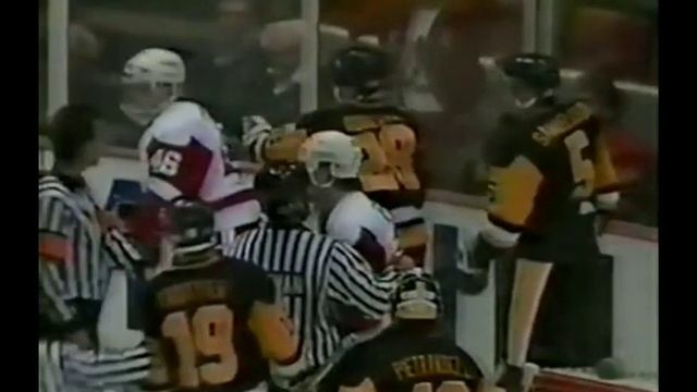 Penguins - Red Wings rough stuff 3/27/91 смотреть онлайн