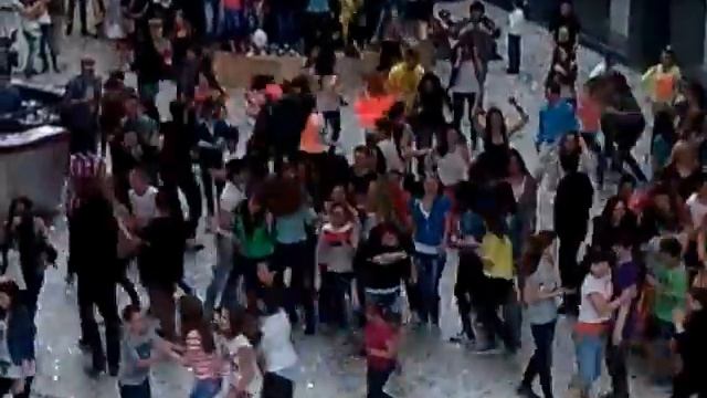 Флэшмоб в Минске (Арена-Сити) 24,05,2013 смотреть онлайн