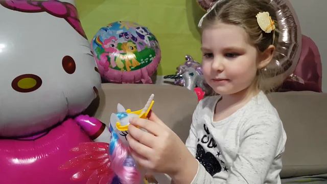 My little pony Распаковка Принцесса Каденс смотреть онлайн