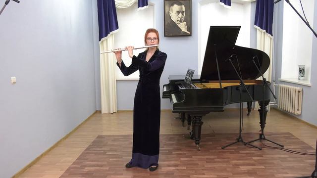 A. Piazzolla “Tango-etude 1” for flute solo/ Evgeniya Koroleva смотреть онлайн