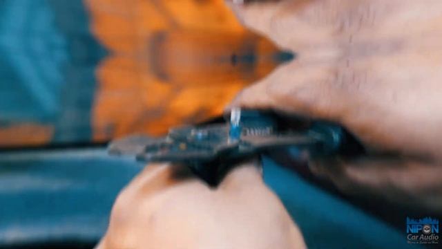 Nissan Sentra 1996 Sistema Amplificado JL Audio C2. смотреть онлайн