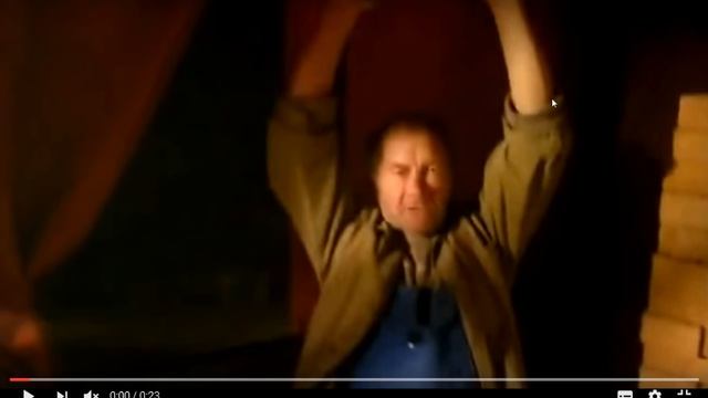 Силы тяжести нет, всё дело в плотности вещества. ))) смотреть онлайн