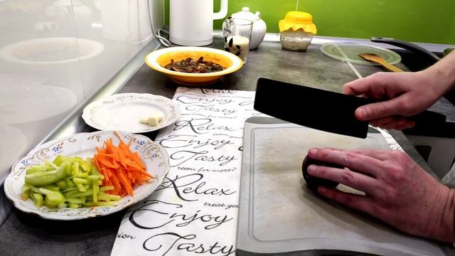 Рис с морепродуктами . Паэлья с морепродуктами . смотреть онлайн
