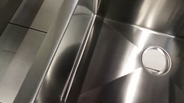 Новинки кухонных моек из нержавеющей стали STELLAR. смотреть онлайн