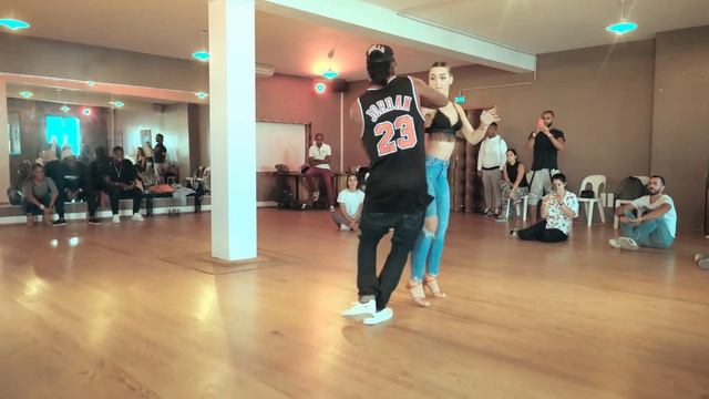 Juliaa et Methodz - Urbankiz смотреть онлайн