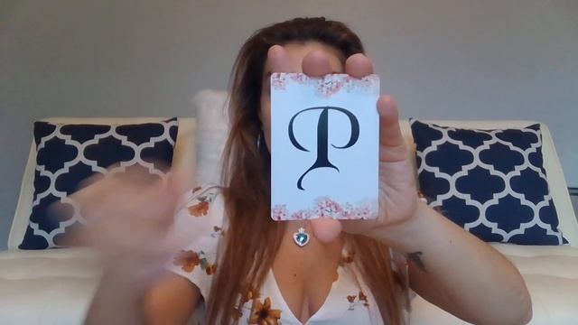 Initials, Traits & Features Oracle Cards by Zen Within Me It's finally here! *Showcase Video* смотреть онлайн