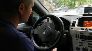 Опель Зафира Б разбор кнопок рулевого колеса.