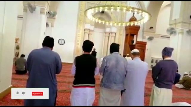 ДАР ИН МАСЧИД ЯК НАМОЗ РО БА ДУ КИБЛА ХОНДАН. داخل مسجد کی یک نماز به دو قبله خواند مسجد قبلتی смотреть онлайн