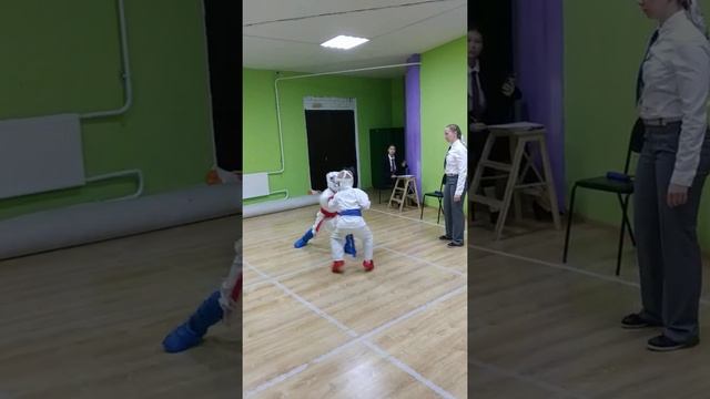 кумите 5лет Гоша с 7 леткой, карате Шотокан, клубные соревнования в г. Петергоф смотреть онлайн