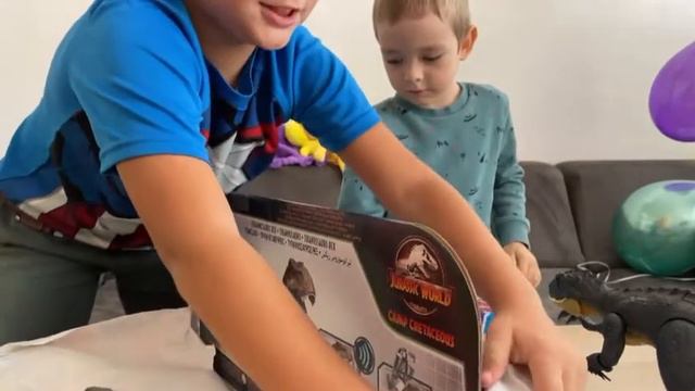 Распаковка Лего Юрский период смотреть онлайн