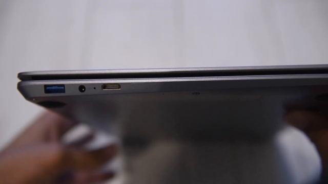 Chuwi HeroBook - красиво и недорого смотреть онлайн