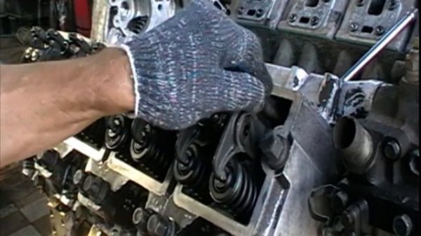 Часть 7. Регулировка клапанов двигателя Камаз 740. 31. Проблема в ТНВД. Виктор Илюшкин