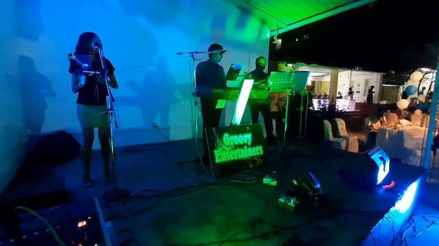 Groovy Entertainers смотреть онлайн