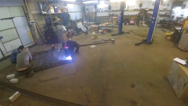 Как сварить гаражные ворота за 7 минут? смотреть онлайн