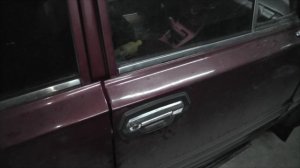 ВАЗ 2101 Вишневая искра ч.3 Установка Фаркопа, Разборка Дверей.