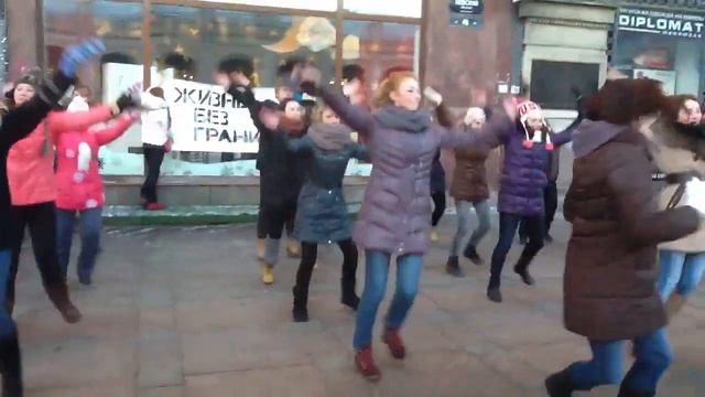 Флеш-моб в Питере смотреть онлайн