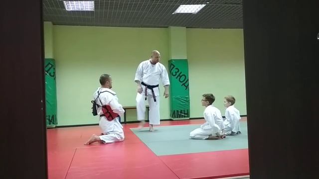 Тренер: Кузнецов Алексей. Сургут. Спорт. Дети. Взрослые. Каратэ (KARATE). смотреть онлайн
