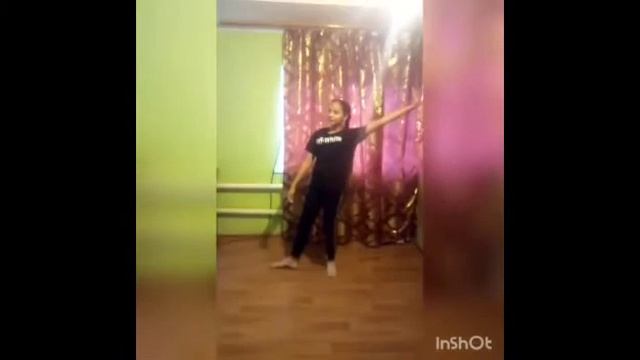 Отрывок из танца "Хорошее настроение" образцового индийского ансамбля "Анджали". смотреть онлайн