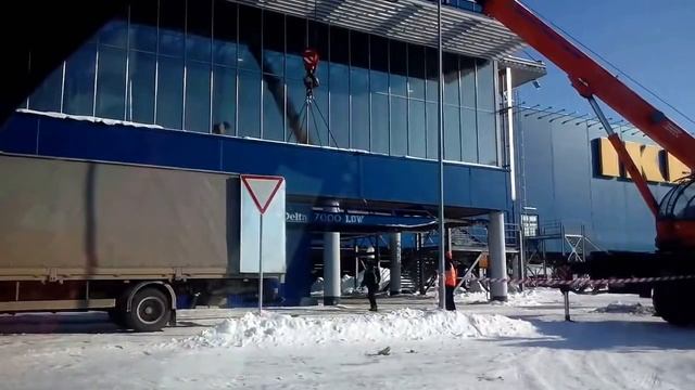 Передвижная погрузочная эстакада или мобильная рампа DELTA