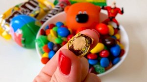 Мишки мультики с игрушками Новая серия Кеша принимает необычную ванну с игрушками