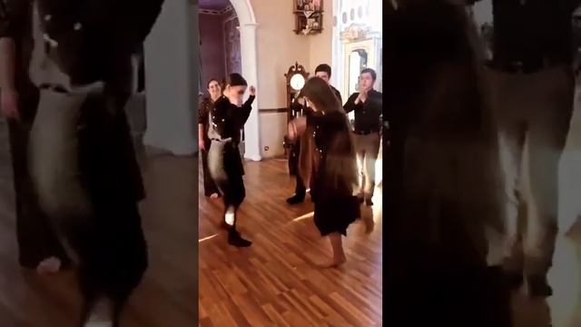 Цыганские танцы . Девушки огонь ?? смотреть онлайн