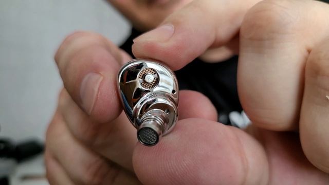 SIMGOT EA1000 - ОЧЕНЬ КРУТЫЕ HI-FI НАУШНИКИ ДЛЯ АУДИОФИЛОВ ? смотреть онлайн