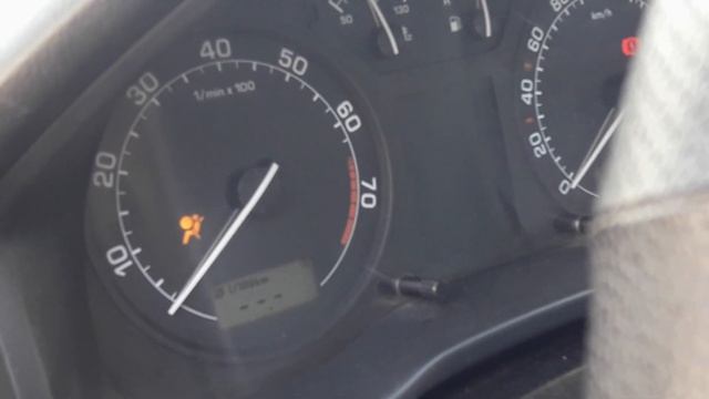 Шкода Октавия 1.6 AKL. Глохнет и не заводится. 409 реле. смотреть онлайн