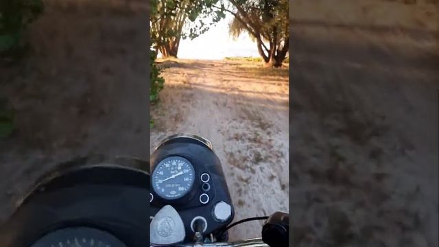 Покатушки по берегу Цимлянского водохранилища на мотоцикле Урал Турист.