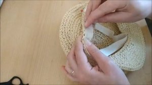 How to sew a ribbon on a hat? Как пришить ленту на шапку?